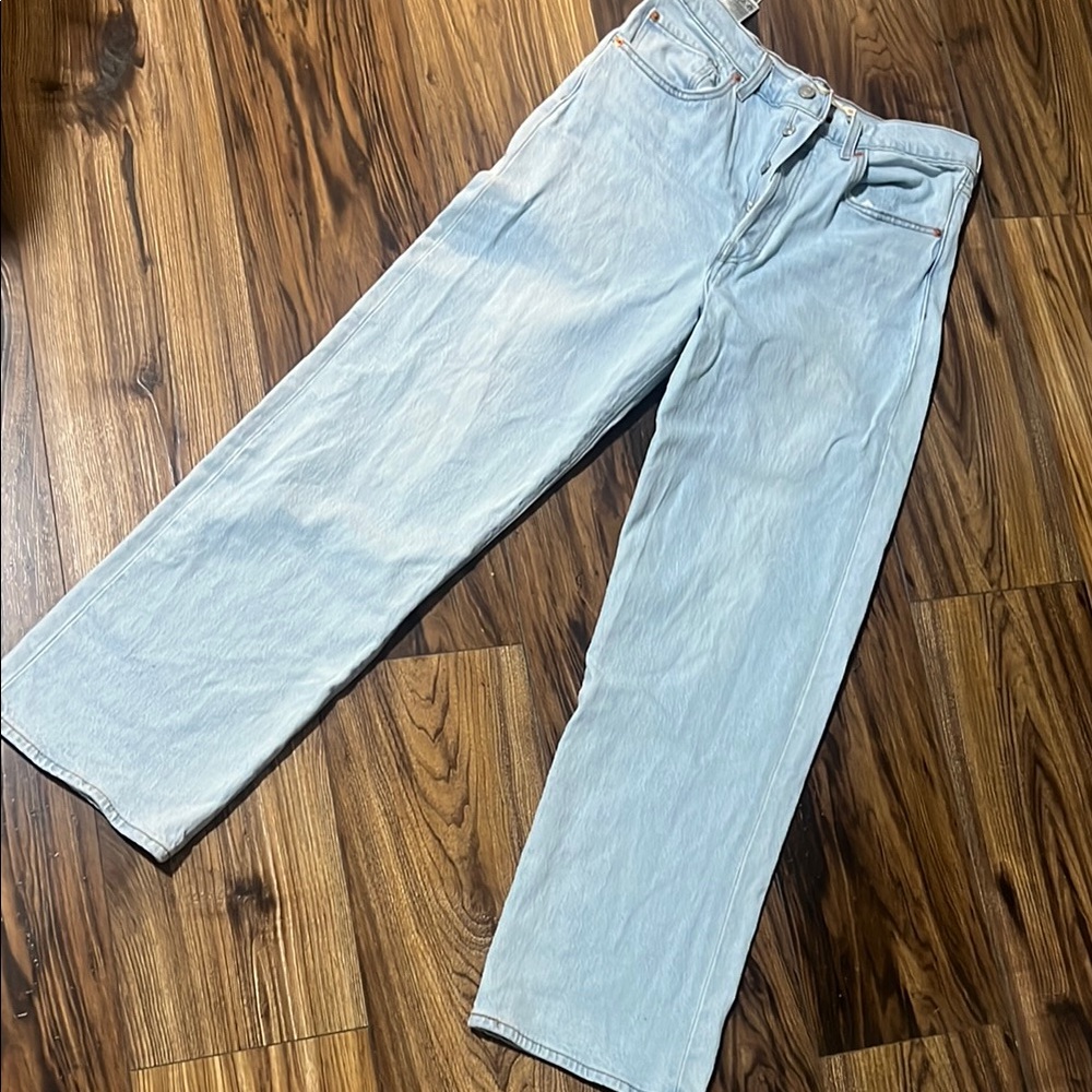 Classic Light Blue ribcage Straight ankle Jeans